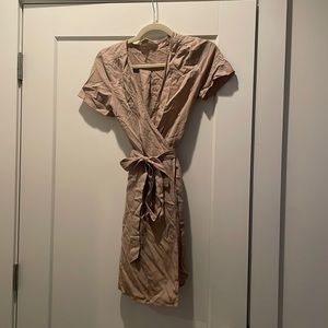 Khaki wrap dress XS